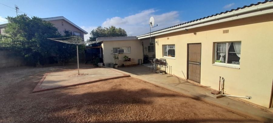 4 Bedroom Property for Sale in Moorreesburg Western Cape